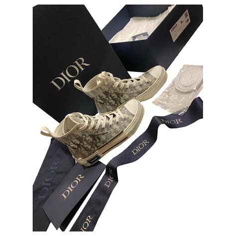 basket dior blanche